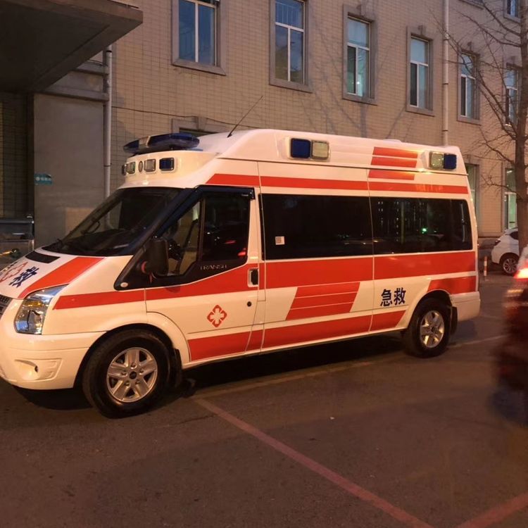 东洲夜间租赁救护车护送病人转院：安全转运的 8 大核心注意事项
